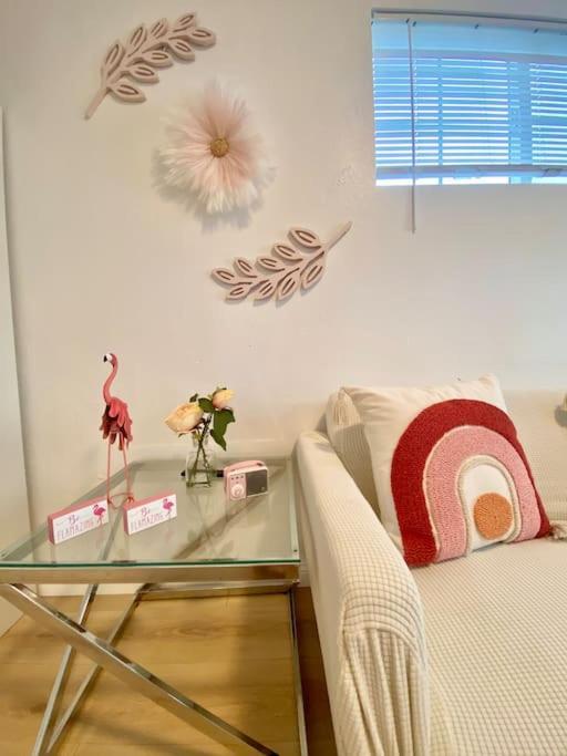 Pink Cozy House 2 Bedrooms Rosemead Luaran gambar
